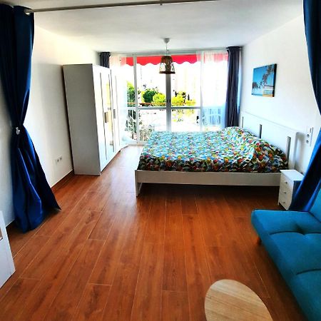 Playmon Holiday Apartment Benidorm Eksteriør bilde